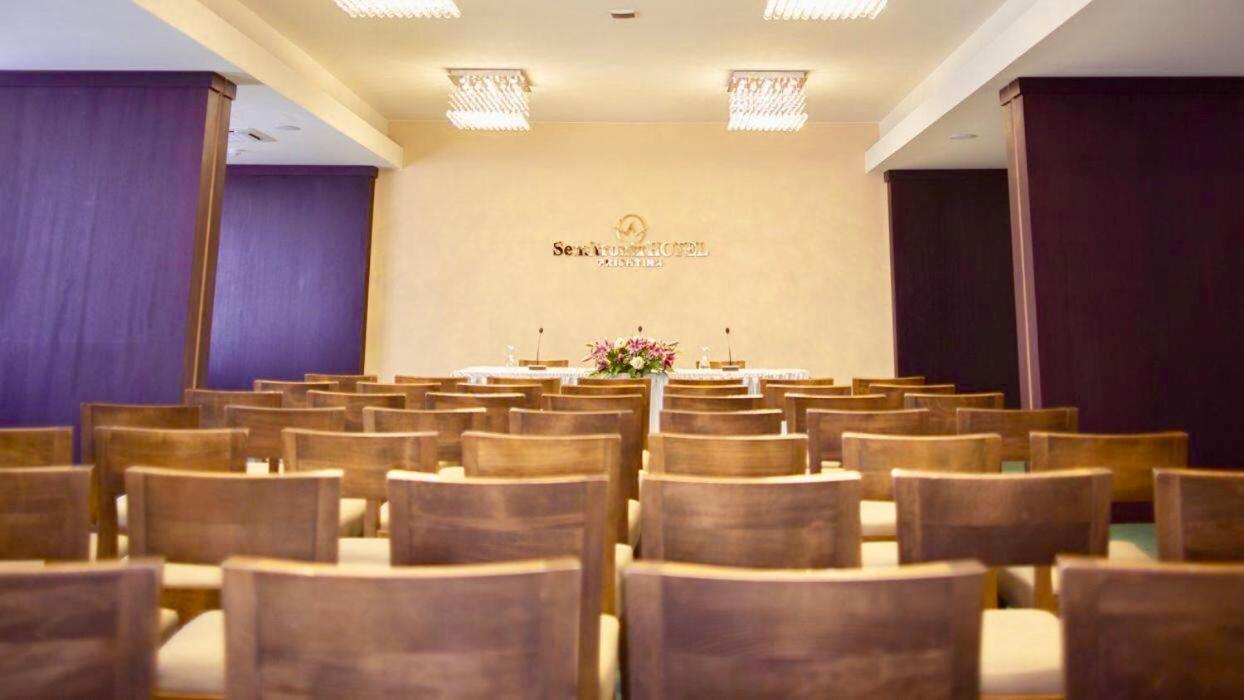 Semitronix Hotel Prishtina Pristina Exteriör bild